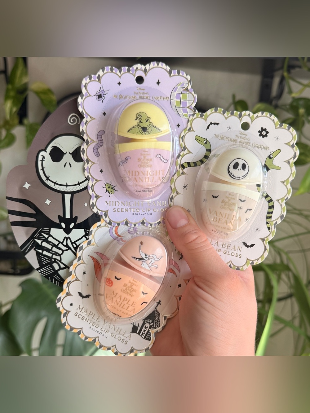 Disney - The Nightmare Before Christmas- Scented Lip Gloss and Facial Sheet Mask
